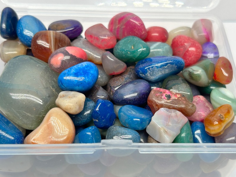 Photo 1 of 026039…small box of polished rocks -4” container 