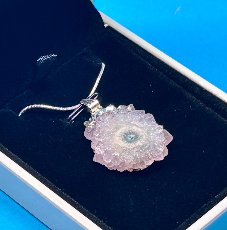 Photo 1 of 026056… amethyst stalactite on adjustable 16” chain in lighted gift box