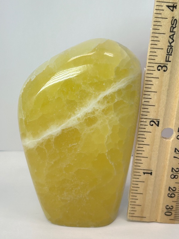 Photo 1 of 026067…3.5” lemon calcite rock
