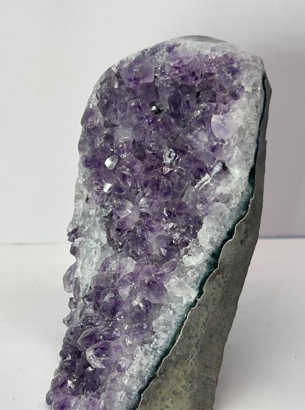 Photo 1 of 026070…4”  amethyst crystal rock