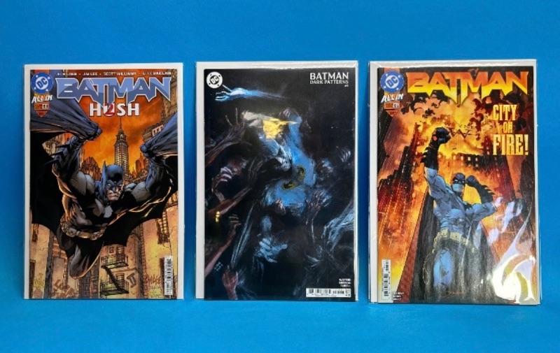 Photo 1 of 026074…3 Batman comics in plastic sleeves 