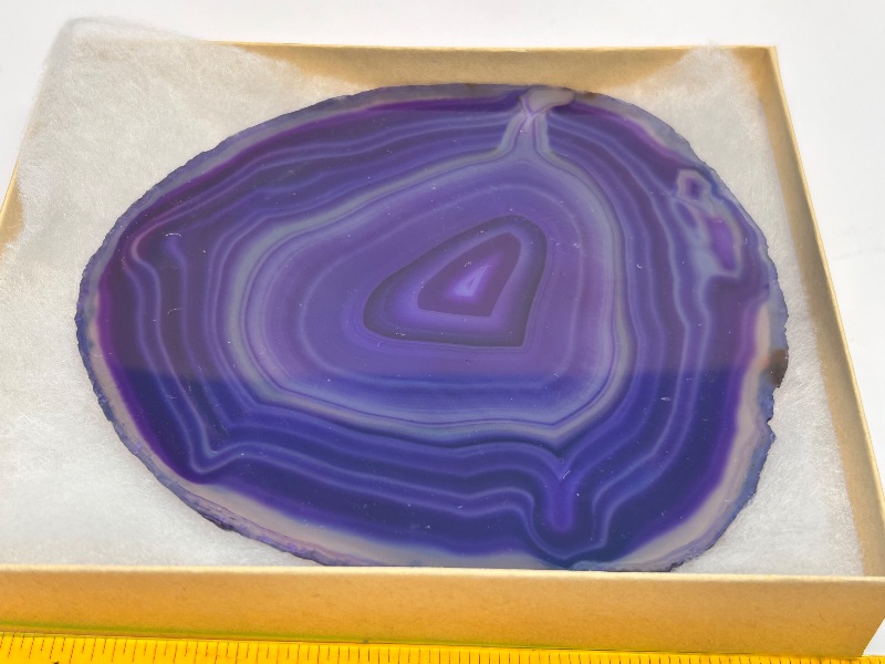 Photo 1 of 026085… 6”  agate slice with stand in gift box
