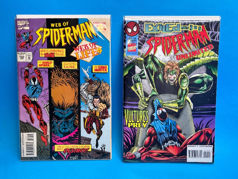 Photo 1 of 026113… 2 vintage Spider-Man comics in plastic sleeves 