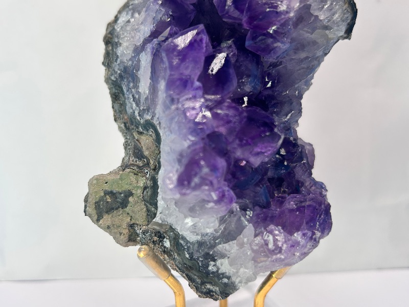 Photo 1 of 026153…7.5” amethyst crystal on display stand