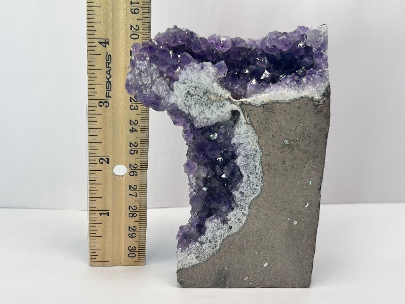 Photo 1 of 026155…4.5” amethyst crystal rock