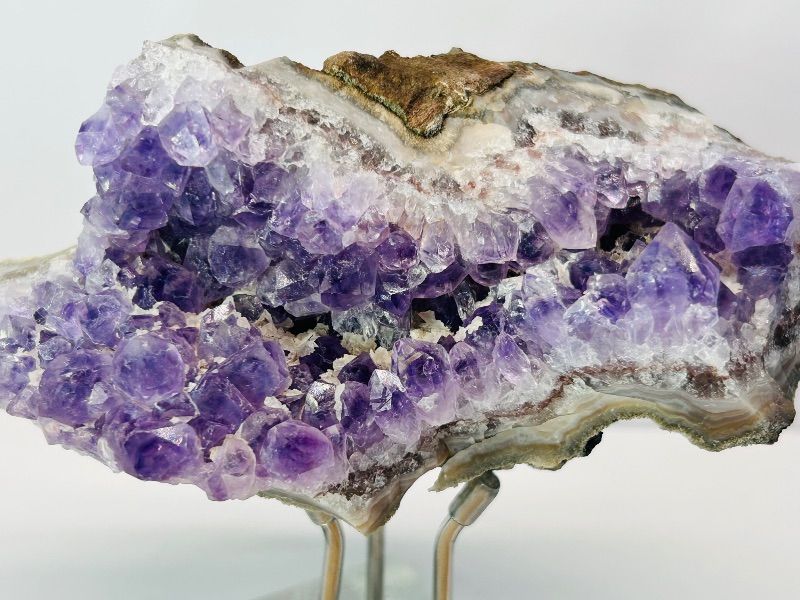 Photo 1 of 026190…5” amethyst crystal on stand