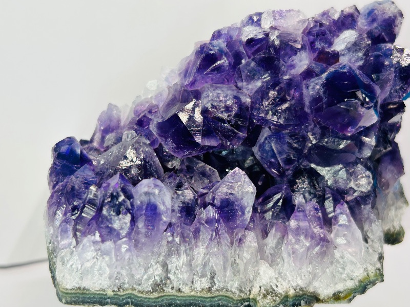 Photo 1 of 026194…5” amethyst crystal on stand 