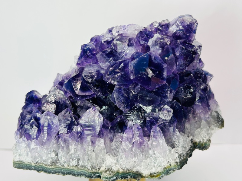 Photo 1 of 026194…5” amethyst crystal on stand 