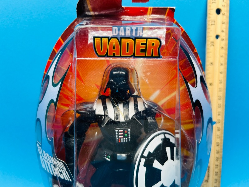 Photo 1 of 026214…Darth Vader Force battlers action figure 