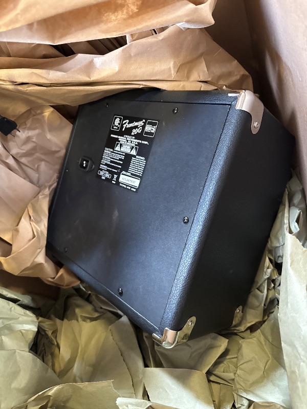 Photo 1 of Fender Frontman 20G Guitar Amp, 20 Watts, with 2-Year Warranty 6 Inch Fender Special Design Speaker, 10x16x16 inches