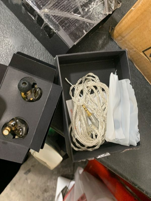 Photo 1 of The left unit isnt working right. operatrates at half the level of the right one. --------------------------------------------------------------------------------------------KZ ZAR in-Ear Monitor 7BA+1DD Hybrid 8 Drivers Earbuds HiFi Bass Noise Isolation 