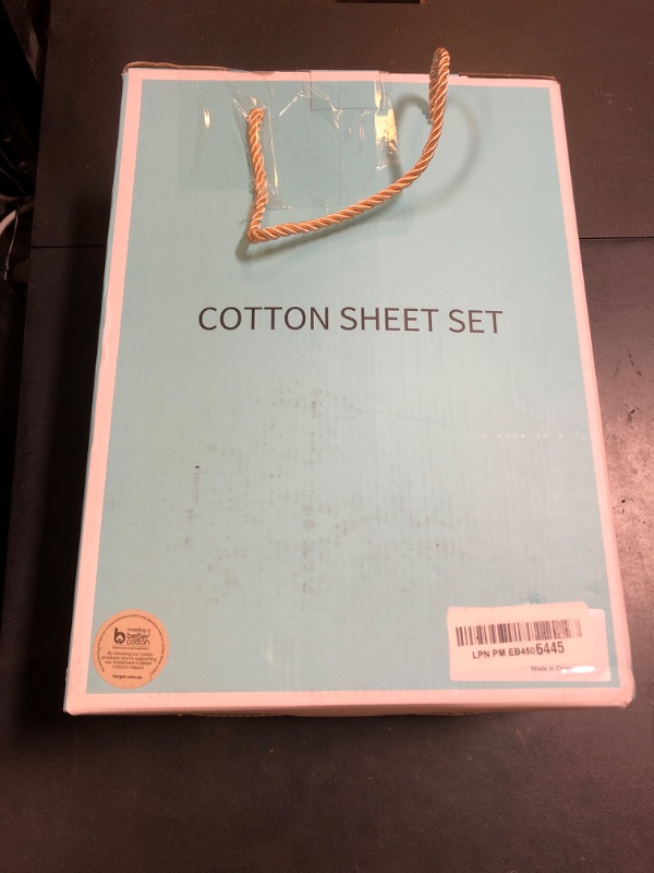 Photo 1 of REDASW 100% Egyptian Cotton Sheet Set King Size 4 Pcs Bedding Sets 1200 Thread Count 16" Deep Pocket Fitted Sheet Soft Breathable All Seaon (King, White)