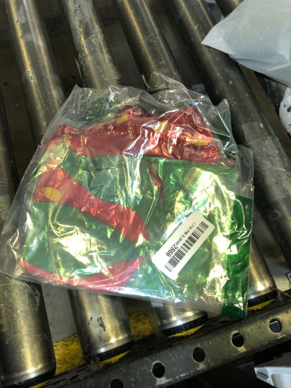 Photo 1 of HORUIUS Strawberry Balloons Fruit Foil Mylar Balloons for Baby Shower Strawberry Themed Party Birthday Decoration Supplies 28 inch 5PCS