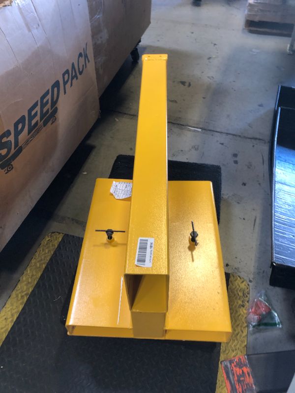 Photo 1 of YITAMOTOR Fork Mounted Telescoping Crane Jib Boom 5500lb Lift Capacity, Manual Telescopes 31in-79in for Warehouse or Factories