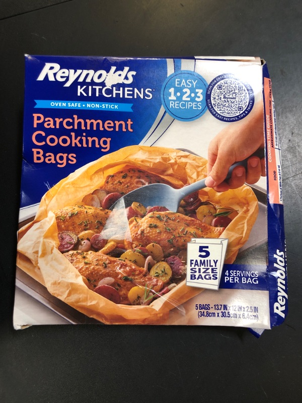 Photo 1 of Reynolds Kitchens Parchment Cooking Bags, Family Size, Non-Stick Parchment Cooking Bags for the Oven and Microwave, Oven-Safe up to 425 Degrees, Great for Quick Family Meals, No-Mess Cleanup, 5 Pack