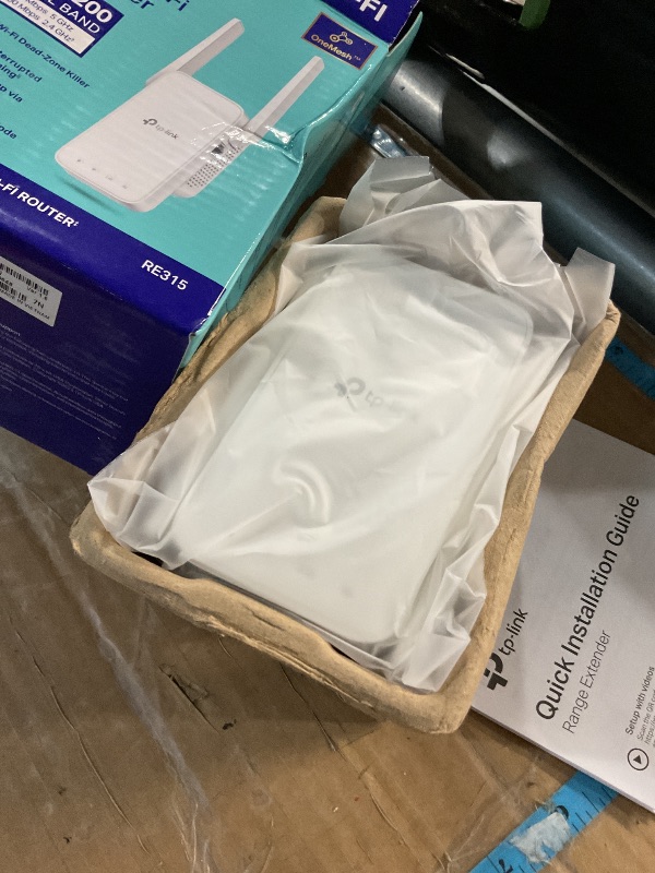 Photo 1 of TP-Link AC1200 WiFi Extender, 2025 Wirecutter Best WiFi Extender, 1.2Gbps home signal booster, Dual Band 5GHz/2.4GHz, Up to 1600 Sq.ft and 32 Devices, EasyMesh Compatible, One Ethernet Port (RE315)