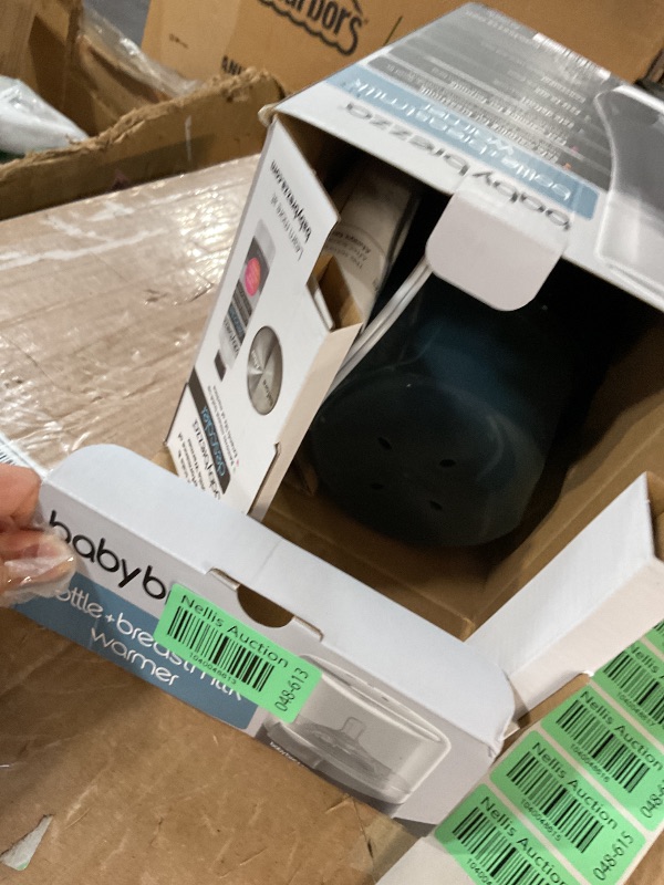 Photo 1 of (used) Baby Brezza Electric Baby Bottle Warmer, Breastmilk Warmer + Defroster - Only Brand with Different Temperatures for Breastmilk 