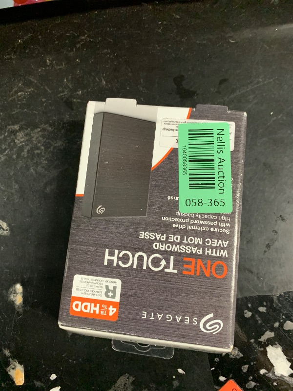 Photo 1 of ***(HEAVILY USED/ MINOR DAMAGE)***Power bank drone world (used)(see images)