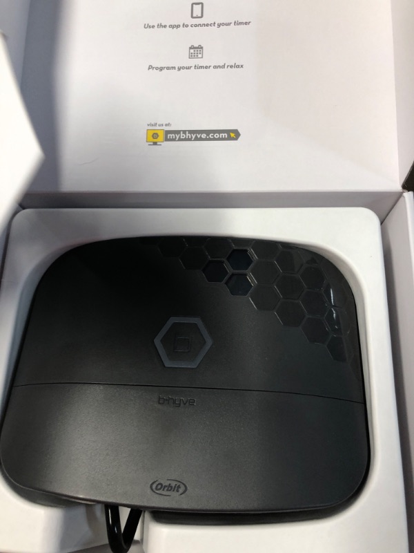 Photo 1 of (sold for parts)(repair) Orbit 57985 B-hyve XR 8-Zone Smart Indoor/Outdoor Sprinkler Controller