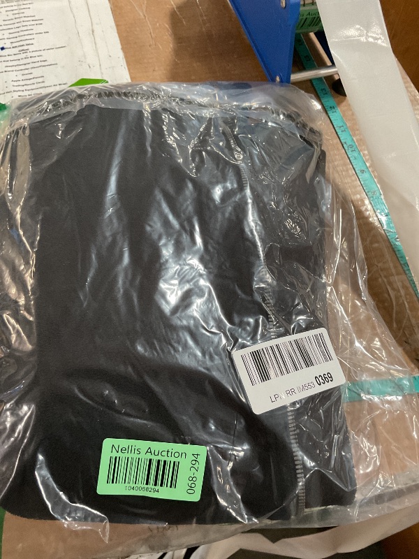 Photo 1 of (BAGGED) (MEDIUM) (USED/FAIR) Tommy Hilfiger mens Classic Zip Front Polar Fleece Jacket, Black, Medium US