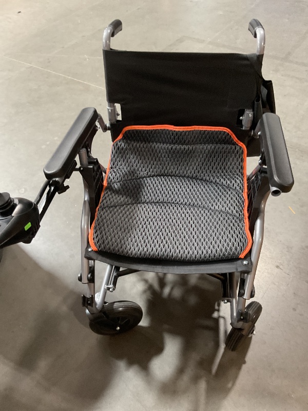 Photo 1 of (Needs new brakes) UJQNBM Electric Wheelchair for Adults Lightweight Foldable Power Wheelchairs, Motorized Wheelchair with One-Click Mute Function and SOS Alert Button