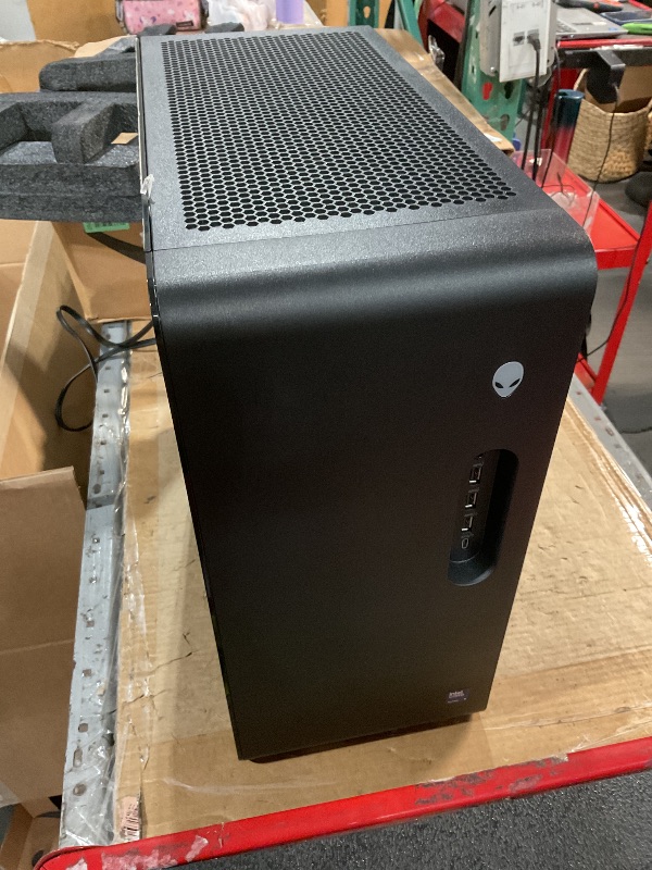Photo 1 of (used)(incomplete)(sold for parts only) Alienware Aurora Gaming Desktop ACT1250