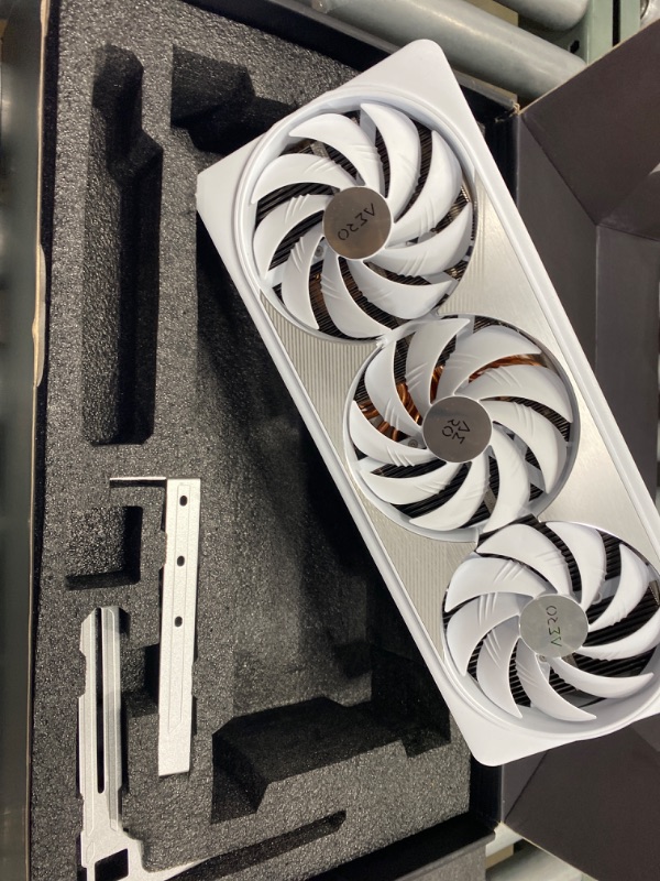 Photo 1 of * FOR PARTS ONLY**TAMPERED WITH, SEAL BROKEN, UNKNOWN BOARD** GIGABYTE GeForce RTX 5080 AERO OC SFF 16G Graphics Card, WINDFORCE Cooling System, 16GB 256-bit GDDR7, GV-N5080AERO OC-16GD Video Card