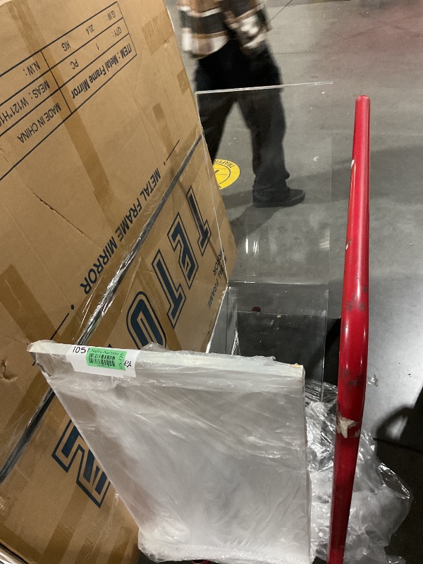 Photo 1 of *** item has scratches on top***
GarveeHome Modern Acrylic Console Table Transparent Narrow Side Table, Compact Accent Furniture for Living Room, Dining Room, or Entryway, 38.2x15x29.3 in