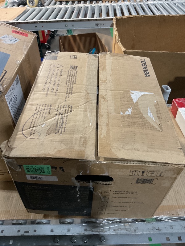 Photo 1 of ***DAMAGED - SEE NOTES/PICTURES***WONT POWER ON***  TOSHIBA Small Microwave Oven with 11 Power Levels, ChefDefrost, Sound On/Off & Eco Mode, 0.7 Cu Ft, 700W, Black, MM-EM07PA(BK)