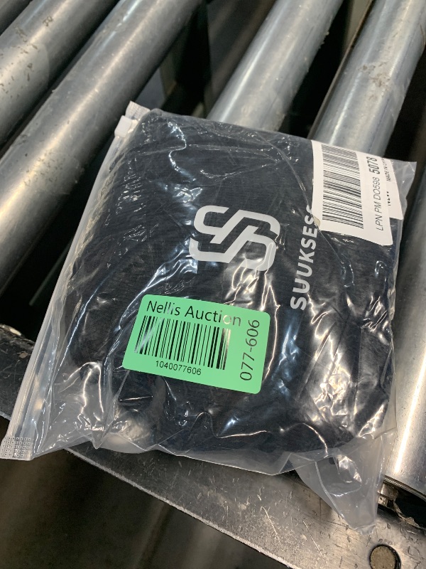 Photo 1 of (MEDIUM) (BAGGED) (USED/FAIR) SUUKSESS Women Padded Cotton Ribbed Tank Tops 2025 Sleeveless High Neck Racerback Basic Tops(Black, M)