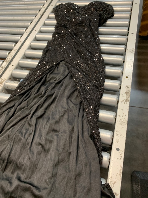 Photo 1 of (see all images) Mermaid Sequin Long Prom Dresses for Women 2025 Black Lace Applique Corset Formal Party Dress with Slit Size 12