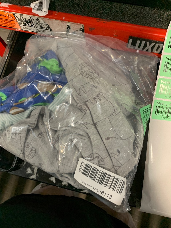 Photo 1 of ****READ CAREFULLY BEFORE BIDDING DIFFERENT SIZES FROM 2 SETS****
Simple Joys by Carter's Baby Boys' 3-Pack Snug Fit Footless Cotton Pajamas, Blue Dinosaur, 12 Months ****MISSING 2, ONLY BLUE DINO****
Simple Joys by Carter's Baby 3-Pack Neutral Sleep and 