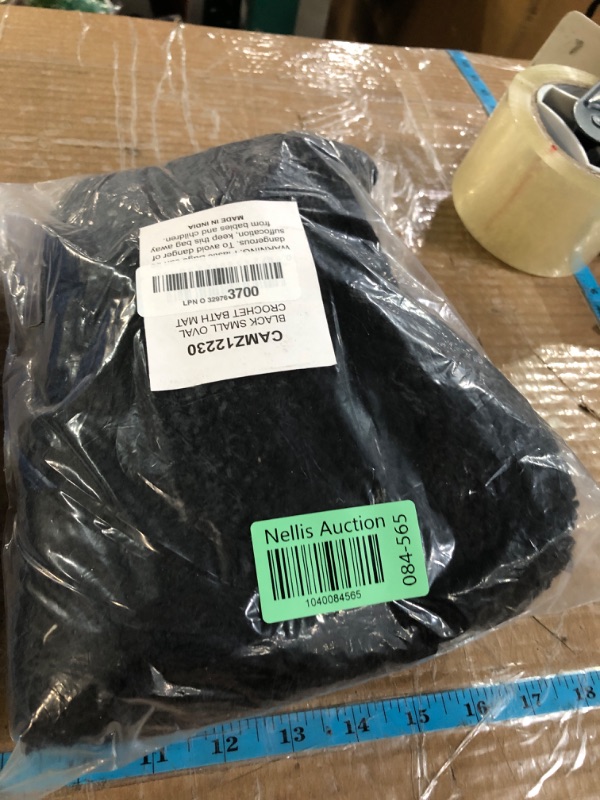 Photo 1 of ***(HEAVILY USED)***DII Crochet Collection Reversible Bath Mat, Small Oval, 17x24, Black