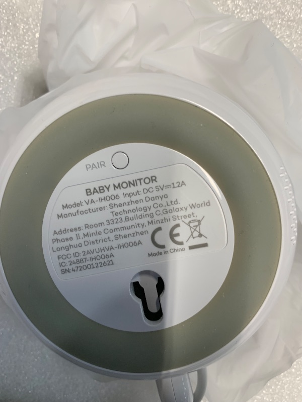 Photo 1 of (broken antena) HiPP Baby Monitor, 5" 720P Video Baby Monitor with Pan-Tilt-Zoom Camera, Audio and Visual Monitoring