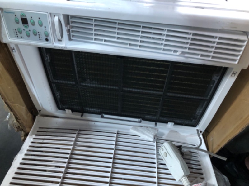 Photo 1 of ***USED - MAJOR DAMAGE - LIKELY MISSING PARTS - SEE PICTURES - UNABLE TO TEST***
Keystone 18,800 BTU Window-Wall Air Conditioner with 16,000 BTU Supplemental Heating, 230V, Window and Wall AC Unit for Living Room, Apartment, Large Rooms up to 1000 Sq.Ft.
