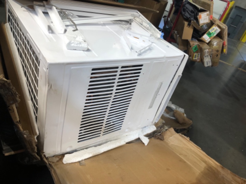 Photo 1 of ***USED - MAJOR DAMAGE - LIKELY MISSING PARTS - SEE PICTURES - UNABLE TO TEST***
Keystone 18,800 BTU Window-Wall Air Conditioner with 16,000 BTU Supplemental Heating, 230V, Window and Wall AC Unit for Living Room, Apartment, Large Rooms up to 1000 Sq.Ft.