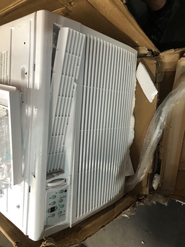 Photo 1 of ***USED - MAJOR DAMAGE - LIKELY MISSING PARTS - SEE PICTURES - UNABLE TO TEST***
Keystone 18,800 BTU Window-Wall Air Conditioner with 16,000 BTU Supplemental Heating, 230V, Window and Wall AC Unit for Living Room, Apartment, Large Rooms up to 1000 Sq.Ft.
