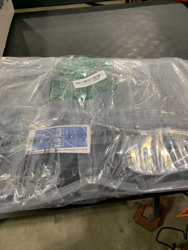 Photo 1 of Lekebobor Large Cat Backpack Carrier Expandable Pet Carrier Backpack for Small Dogs Medium Cats Fit Up to 18 Lbs, Dog Backpack Carrier, Foldable Puppy Backpack Carrier for Travel, Hiking,Grey