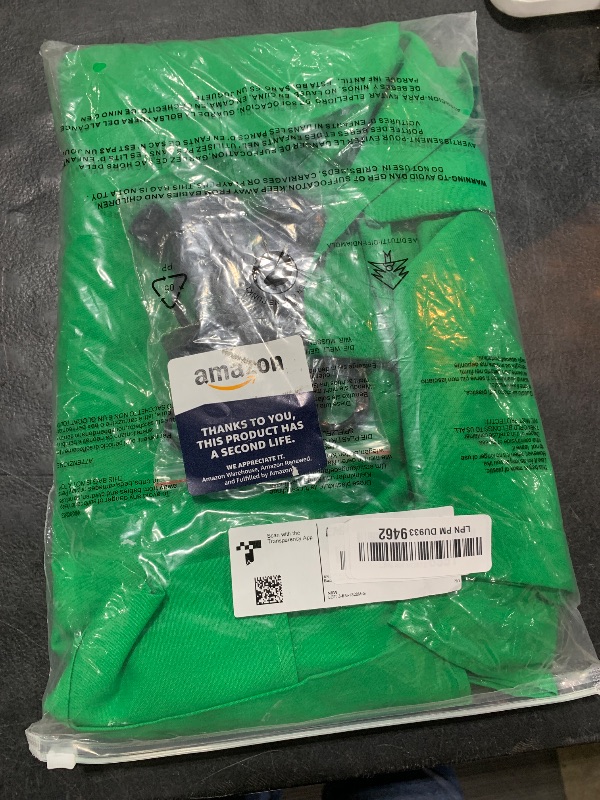 Photo 1 of EMART Green Screen Backdrop, 6 x 9 Ft Photography Greenscreen Background Sheet Fabric Kit for YouTube Video Streaming Zoom, Small Photo Chromakey Muslin Cloth Curtain with 4 Clip