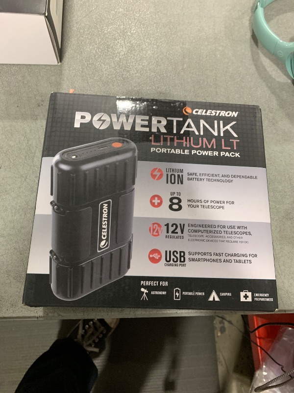 Photo 1 of Celestron - PowerTank Lithium LT Telescope Battery – Rechargeable Portable 12V Power Supply for Computerized Telescopes - 8 Hour capacity/73.3 Wh - 1 USB Ports