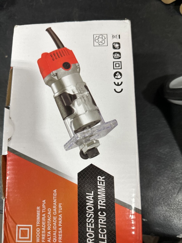 Photo 1 of Compact Wood Palm Router Tool Hand Trimmer Woodworking Joiner Cutting Palmming Tool 30000R/MIN 650-800W 110V with 12PCS 1/4" Router Bits