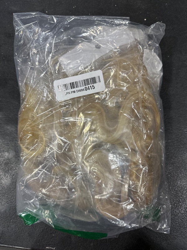 Photo 1 of 24 26 28 Inch P27613 Bundles Highlight Body Wave Human Hair Bundles Two Tone Color 27 Honey Blonde Mixed Color 613 Blonde Bundles Human Hair Brazilian Virgin Hair Ombre Blonde Bundles Hair Weave