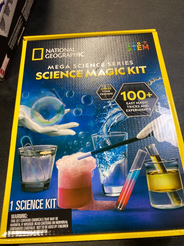 Photo 1 of NATIONAL GEOGRAPHIC Science Magic Kit – Science Kit for Kids with 100+ Unique Experiments and Magic Tricks, Chemistry Set and STEM Project, A Great Gift for Boys and Girls (Amazon Exclusive)