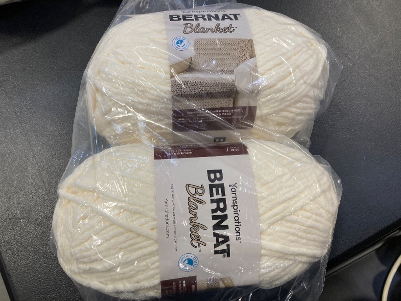 Photo 1 of Bernat Blanket Big Ball Yarn Vintage, White, 10.5 oz, 2 Pack 