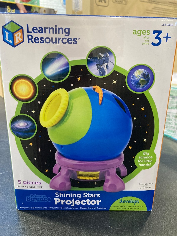 Photo 1 of Learning Resources Shining Stars Projector, Solar System Space Toy Set, 5Piece Set, Ages 3+, Multicolor