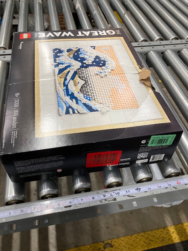 Photo 1 of ***PIECE CRACKED**LEGO Art Hokusai The Great Wave Framed Japanese Wall Art Building Set - Unique 3D Puzzle Wall Decor for Home, Room, or Office - Arts and Crafts for Adults, Ages 18+ - Gift for Mother's Day - 31208