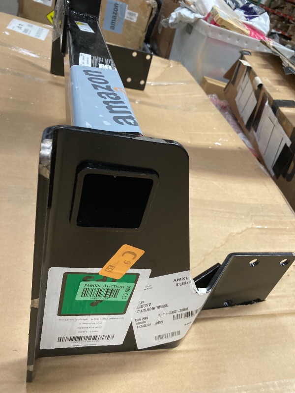 Photo 1 of ***MISSING ALL HARDWARE AND INSTRUCTIONS**Draw-Tite 75601 Class 3 Trailer Hitch, 2 Inch Square Receiver, Compatible with Dodge, Freightliner and Mercedes-Benz selected models (please verify VEHICLE APPLICATION).