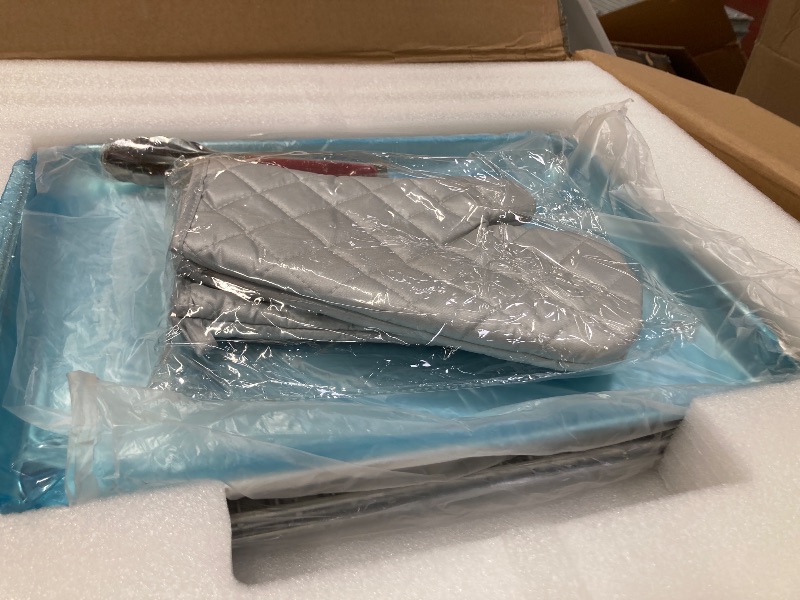Photo 1 of ***ITEM IS NOT IN A BOX***VEVOR Commercial Convection Oven, 66L/60Qt, Half-Size Conventional Oven Countertop, 1800W 4-Tier Toaster w/ Front Glass Door, Electric Baking Oven w/ Trays Wire Racks Clip Gloves, 120V, ETL Listed

