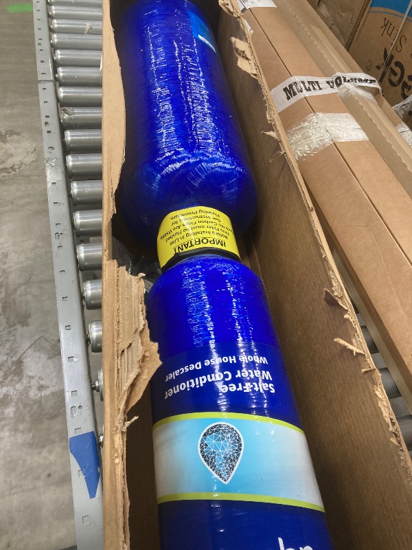 Photo 1 of Aquasana Whole House Water Filter System - Salt-Free Descaler, Carbon & KDF Home Water Filtration - Filters Sediment & 97% Of Chlorine - 1,000,000 Gl - EQ-1000-AST