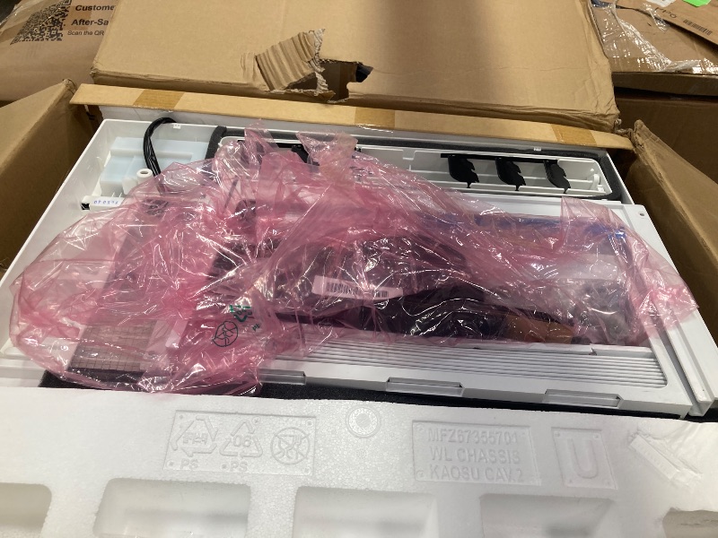 Photo 1 of ***(PARTS -SELLING AS PARTS ONLY-NOT FUNCTIONING PROPERLY)*** 
LG LW1224RD 12,000 Window Air Conditioner, 115V, 550 Sq.Ft. (22' x 25' Room Size), Quiet Operation, Electronic Control with Remote, 3 Cooling & Fan Speeds, Auto Restart, 12000 BTU, White